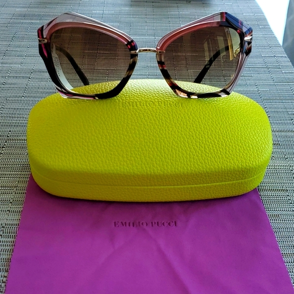 Emilio Pucci Rectangular Sunglass - Picture 1 of 4